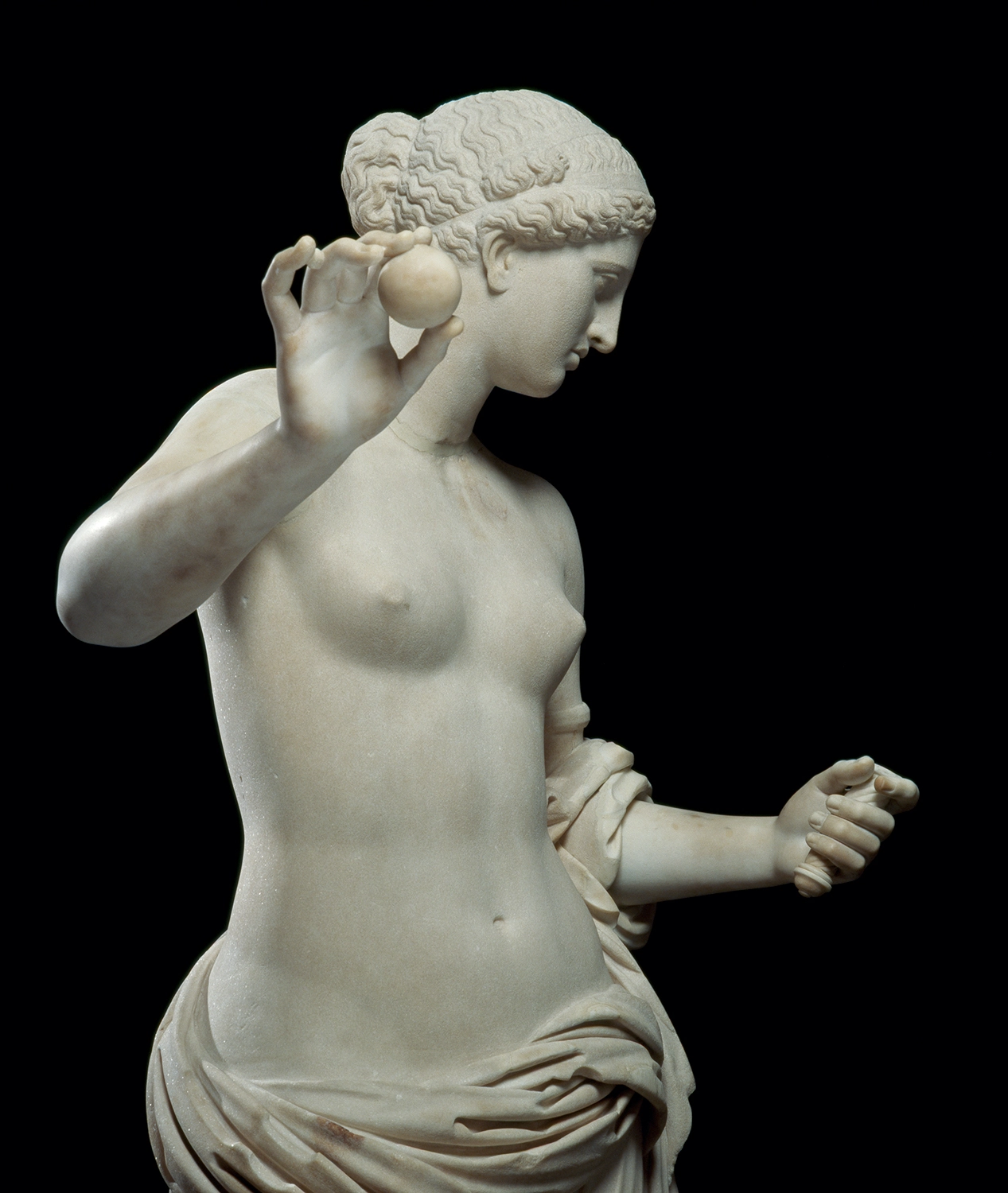 ancient greek statues of aphrodite