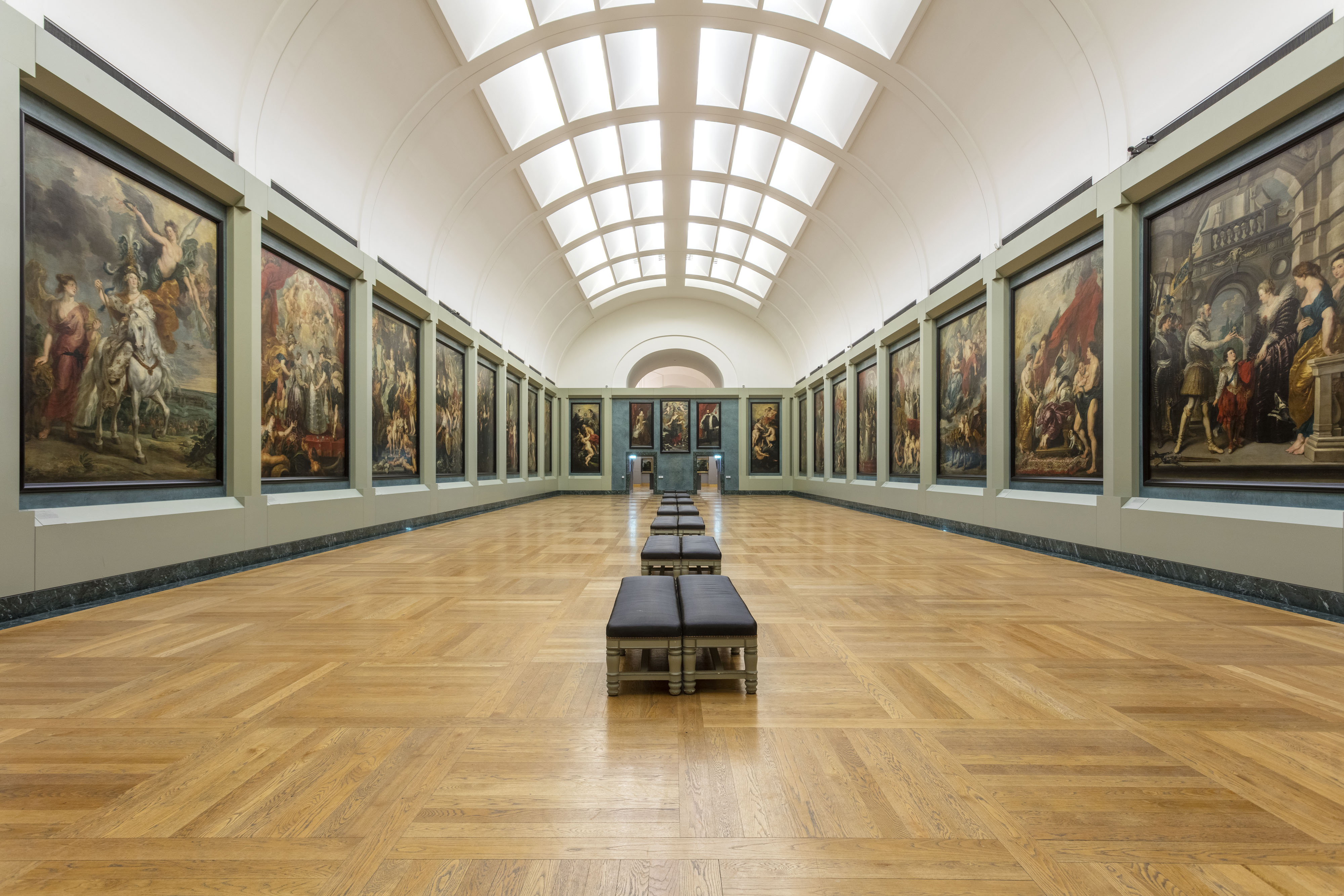 inside louvre museum