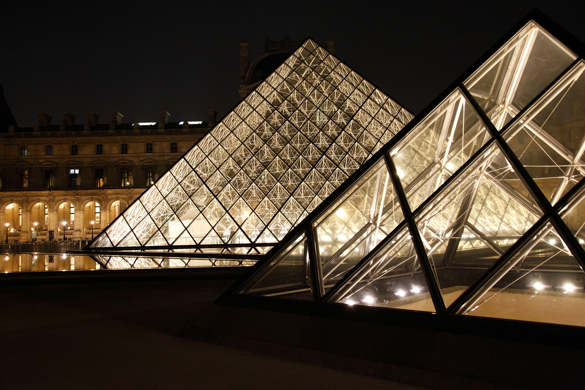Le Scribe accroupi se rend au Louvre-Lens