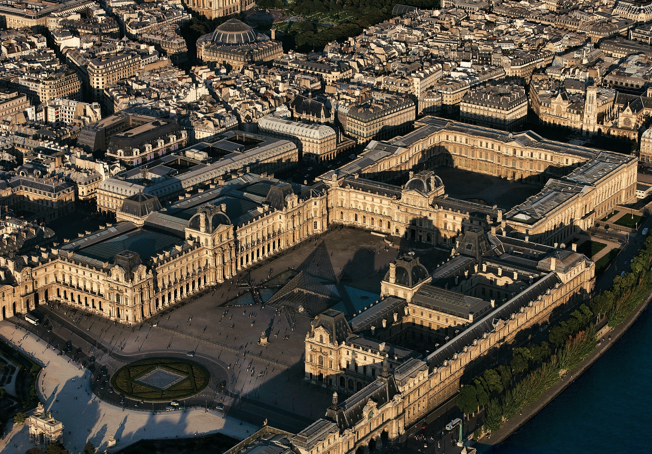 Musée du Louvre  VisitParisRegion