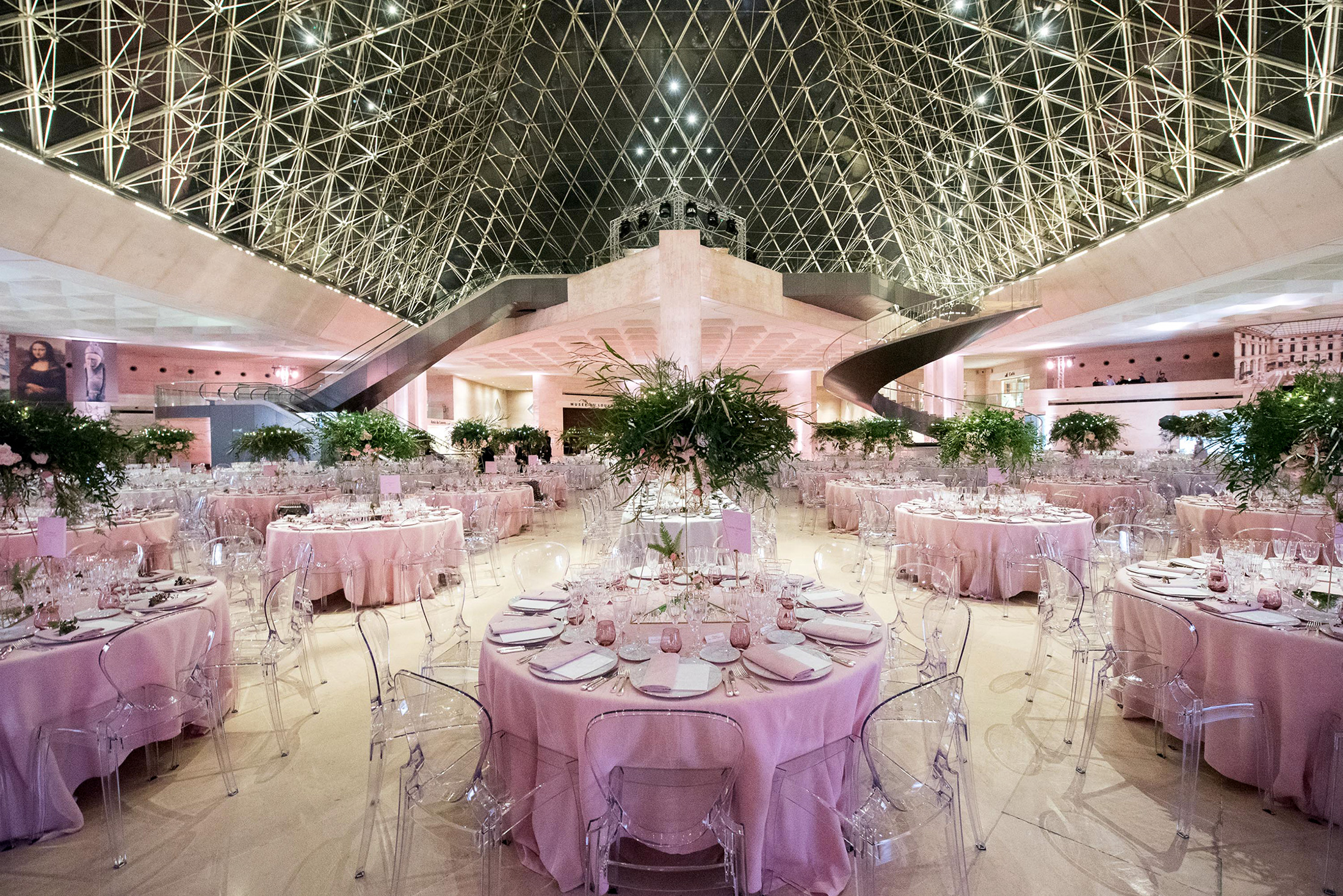 Banquet dinner at Louvre Museum to specially-curated vegetarian