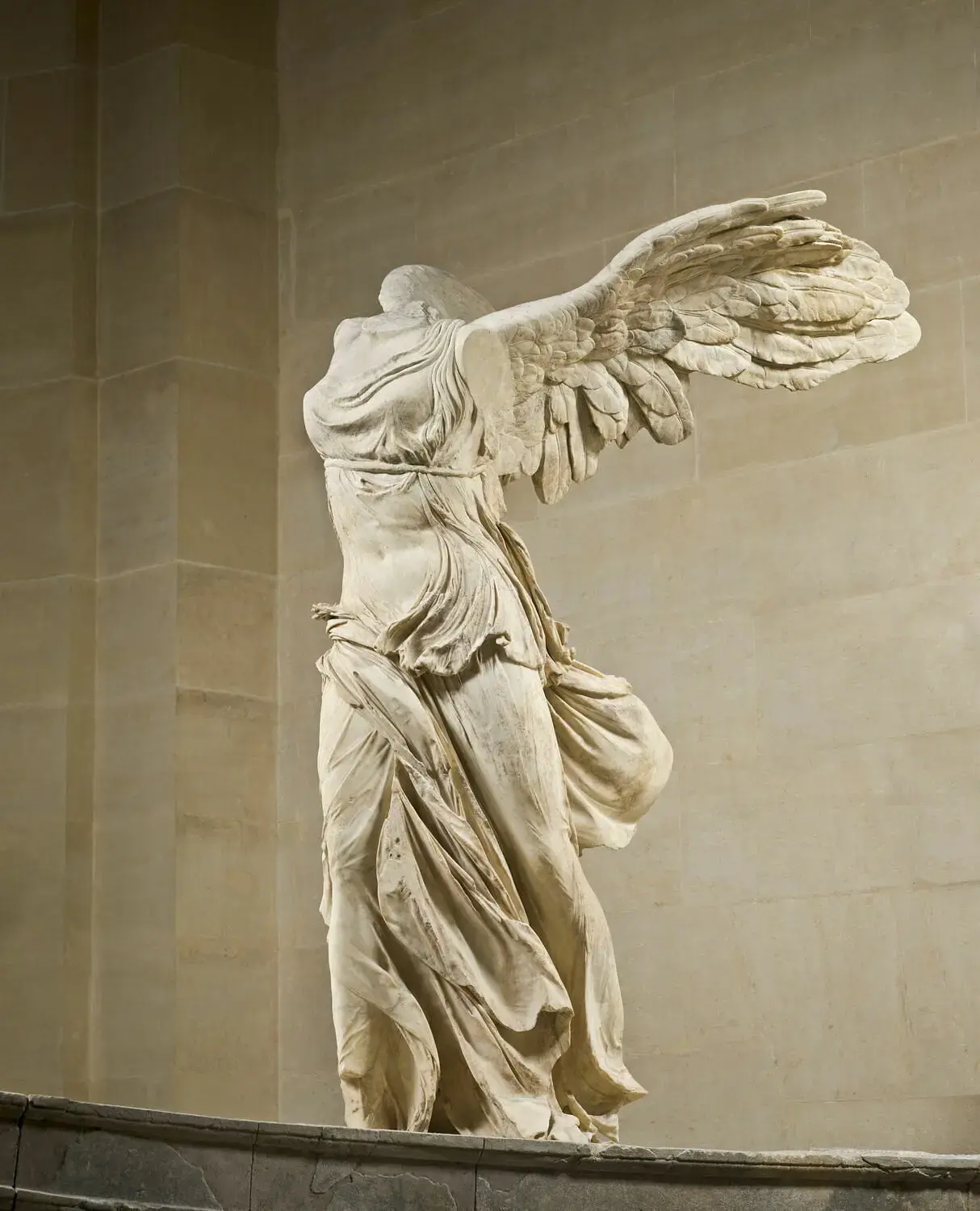 La Victoire de Samothrace ビュリー la-victoire-de-samothrace_0.